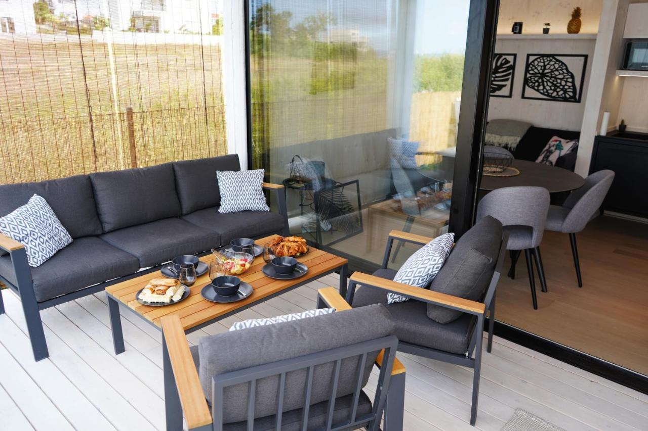 Boutique Style Eco-Beachhouse, Private Jacuzzi Privlaka  Eksteriør billede